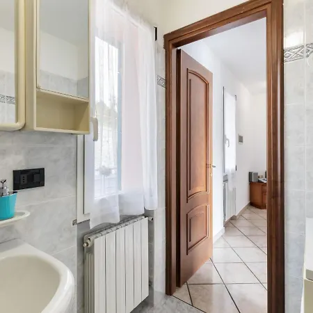 Apartment Spacious In Alto Nearby Airport Nasino