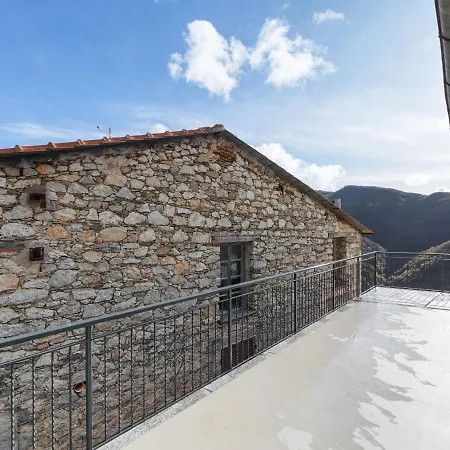 Apartment Spacious In Alto Nearby Airport