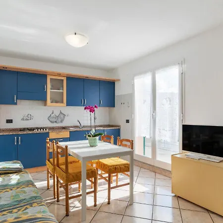 Spacious In Alto Nearby Airport