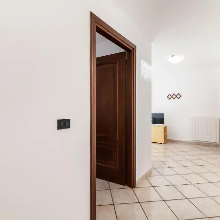 Spacious In Alto Nearby Airport Nasino