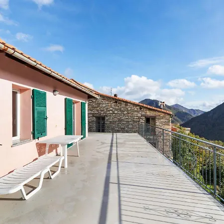 Spacious In Alto Nearby Airport Apartment Nasino